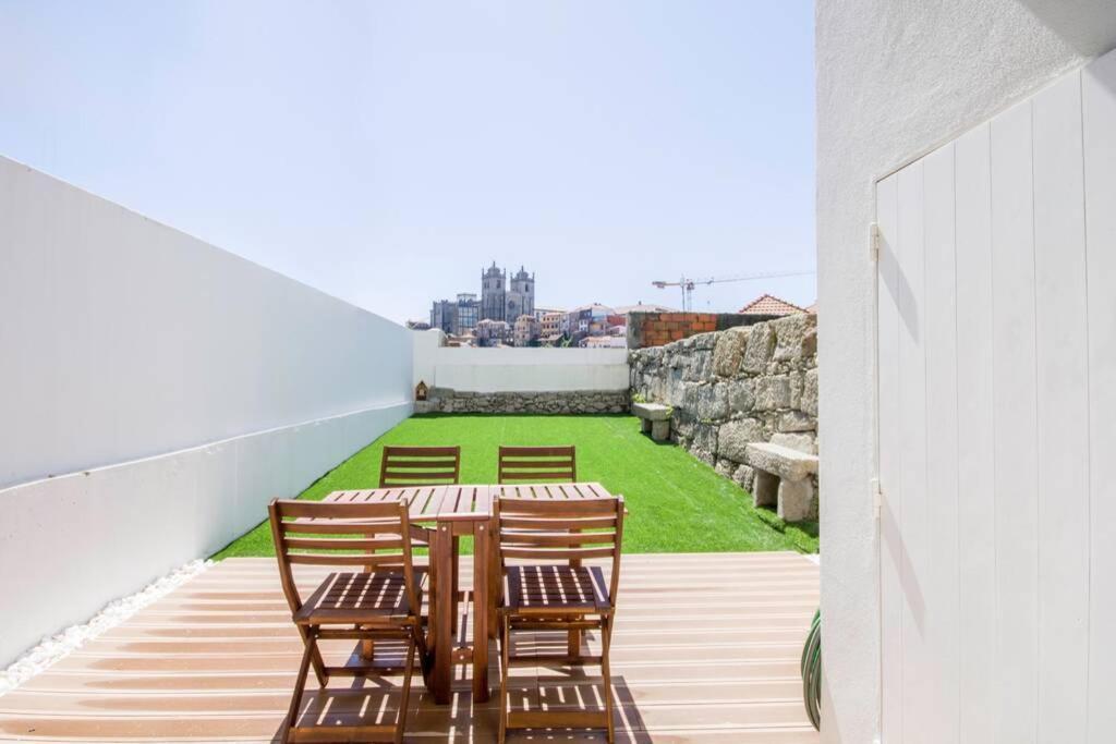 Vitoria Over The Roofs II Porto Exterior photo